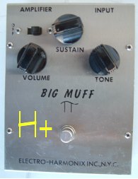 BM1 Versione 1.01 Primo modello del Big Muff, seconda sottoversione con switch on-off