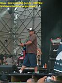 rockinidro20050902_pennywise_06.jpg