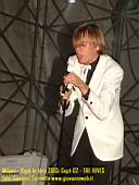 rockinidro20050902_thehives_14.jpg