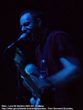wire_live_ct_081003_01.jpg