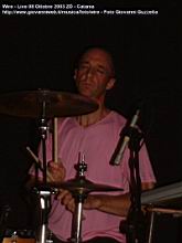 wire_live_ct_081003_03.jpg