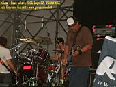 rockinidro20050902_pennywise_10.jpg