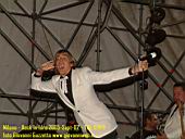 rockinidro20050902_thehives_06.jpg